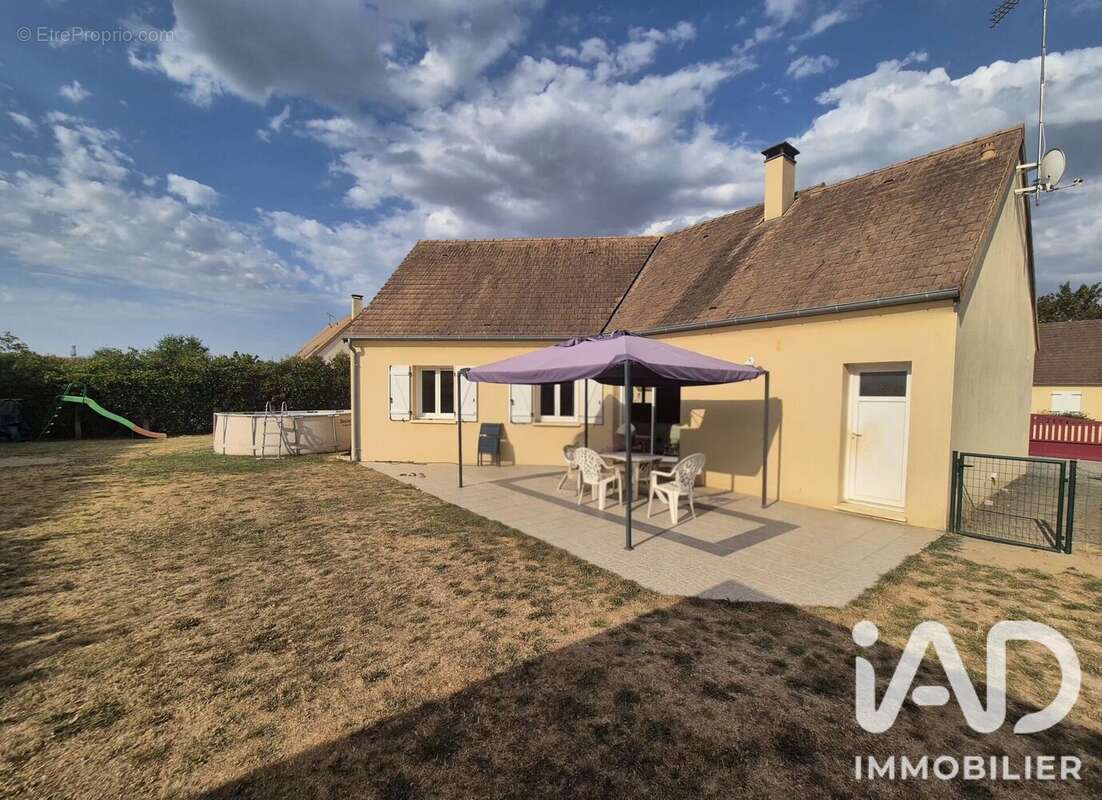 Maison 110 m² à Dollon  - photo 9