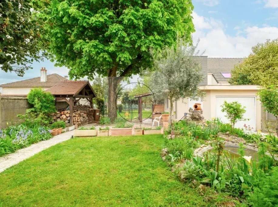 Maison à HOUILLES