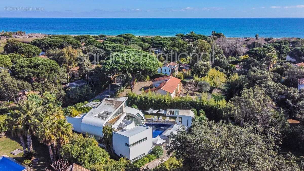 Maison à RAMATUELLE