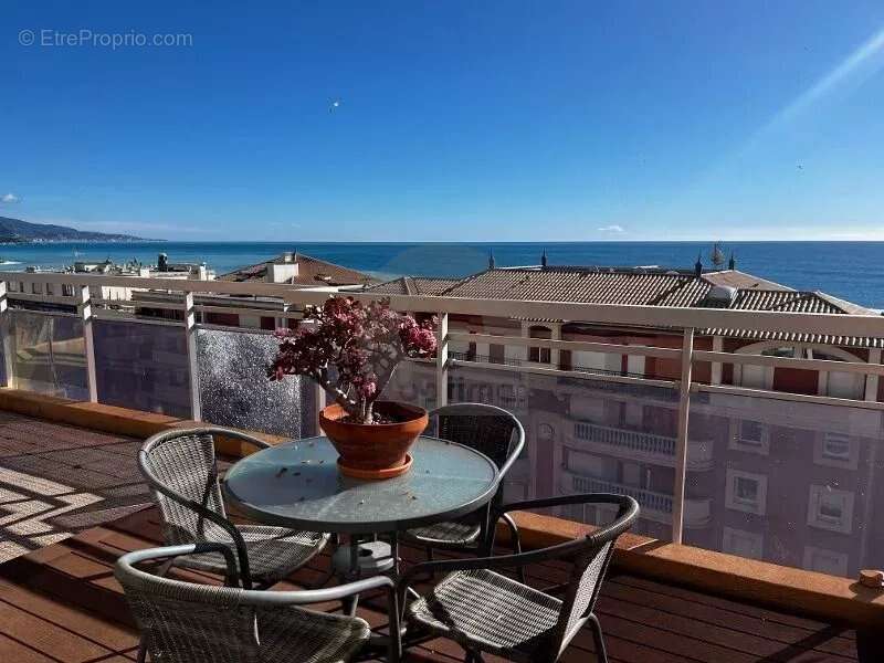 Appartement à MENTON