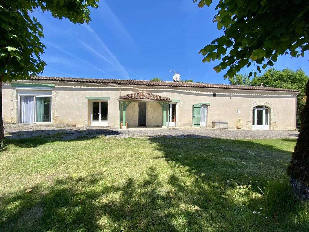 Maison à MONFLANQUIN