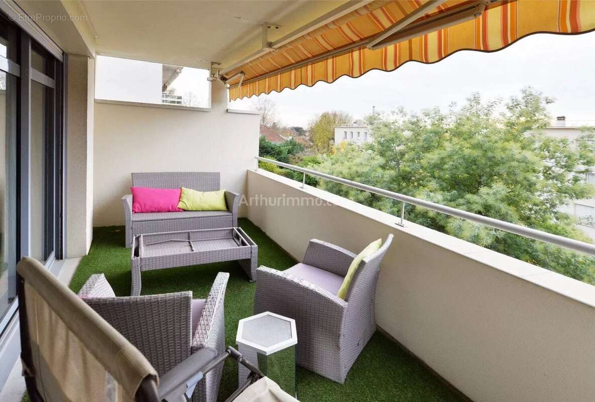 Appartement à LE PERREUX-SUR-MARNE