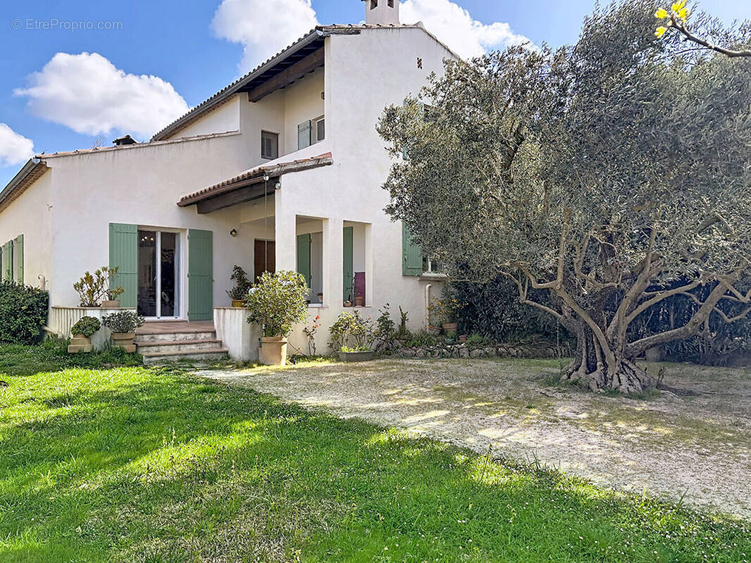 Maison à PUJAUT