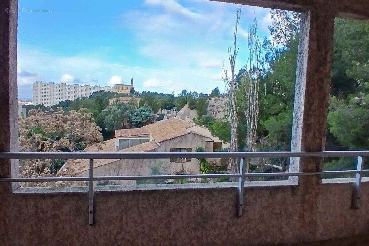 Appartement à MARSEILLE-9E