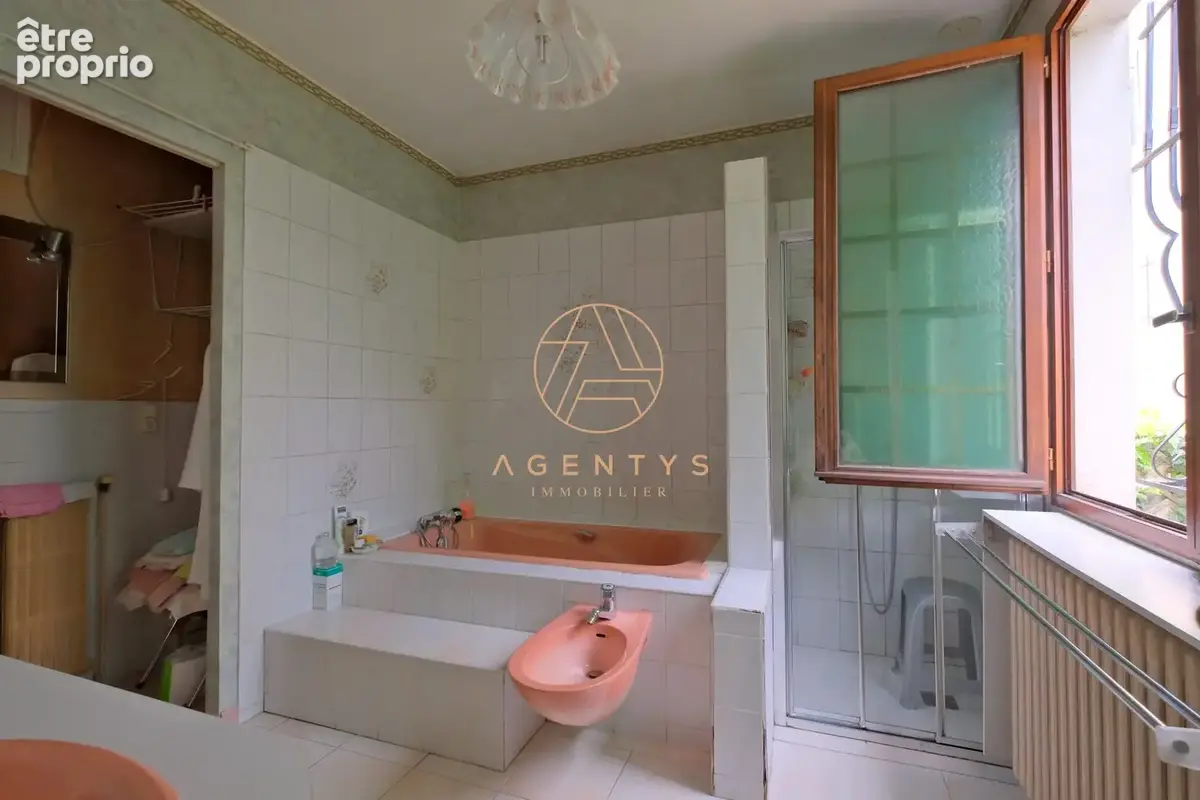 Maison 4 pièces 107 m² à vendre à Creteil (94000) - photo 3