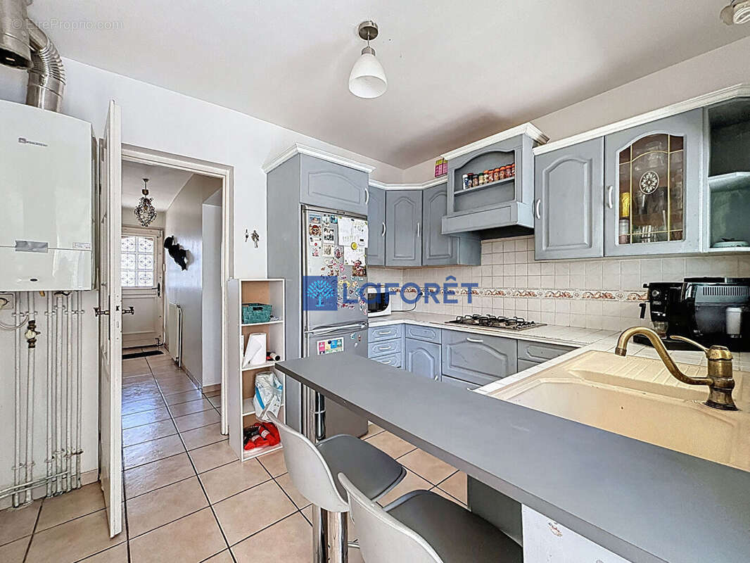 Maison à SAVIGNY-SUR-ORGE