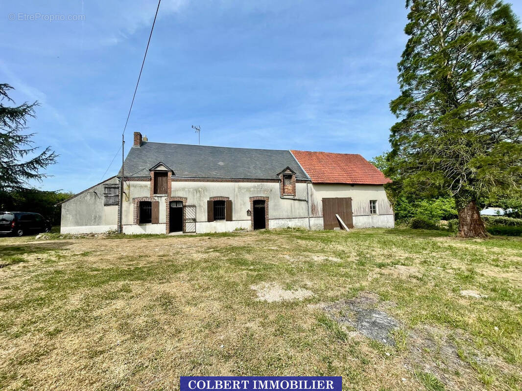 Maison à SAINT-MAURICE-SUR-AVEYRON