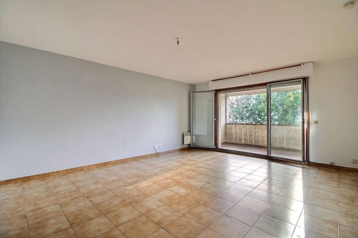 Appartement à RIS-ORANGIS