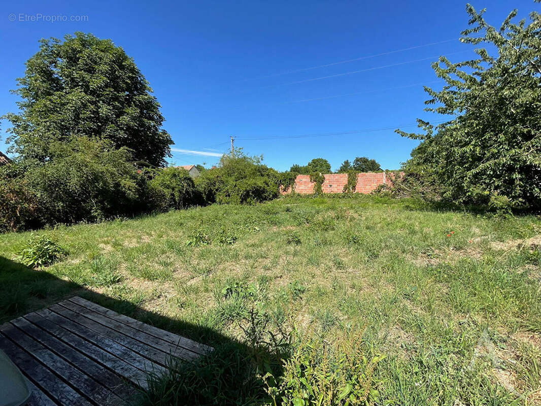 Maison à LIMETZ-VILLEZ