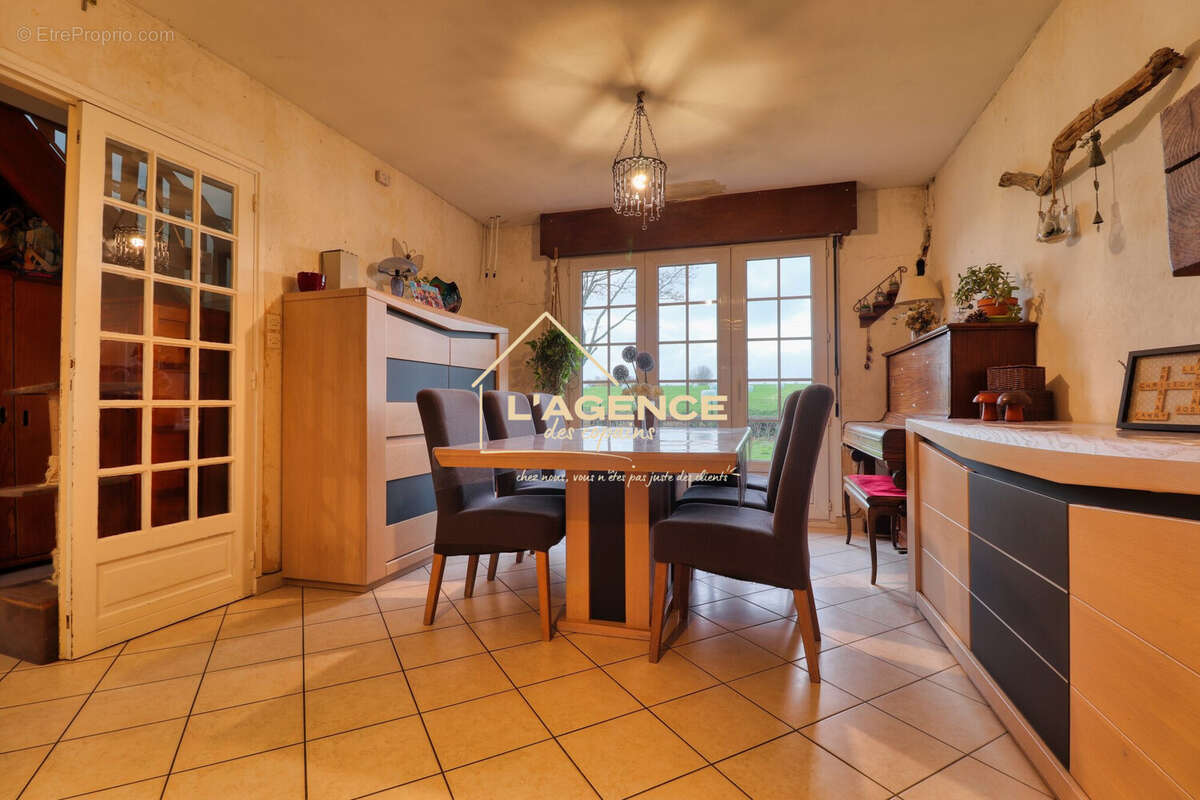 Maison à HAZEBROUCK