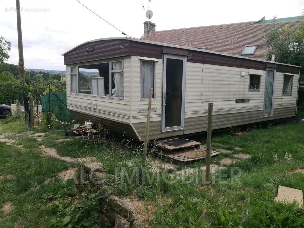 Maison à LA FERRIERE-BOCHARD