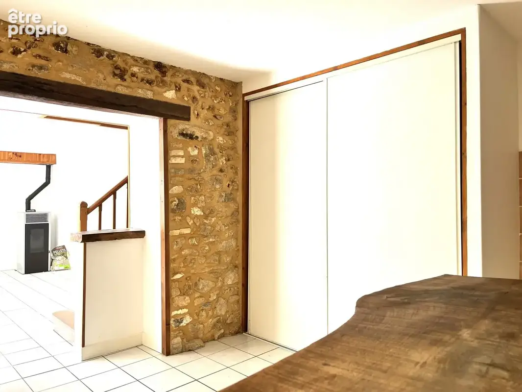 Maison 97 m² à Saint-Cyprien  - photo 5