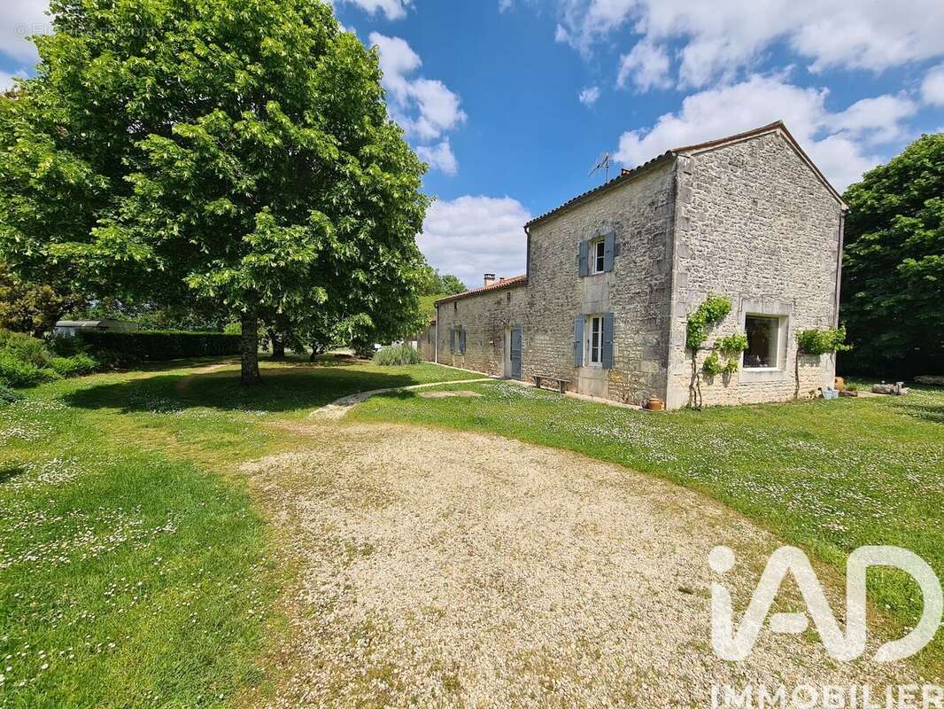 Photo 7 - Maison à SAINT-PORCHAIRE