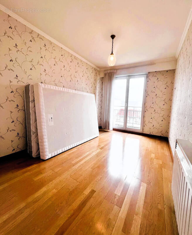 Appartement à ROSNY-SOUS-BOIS
