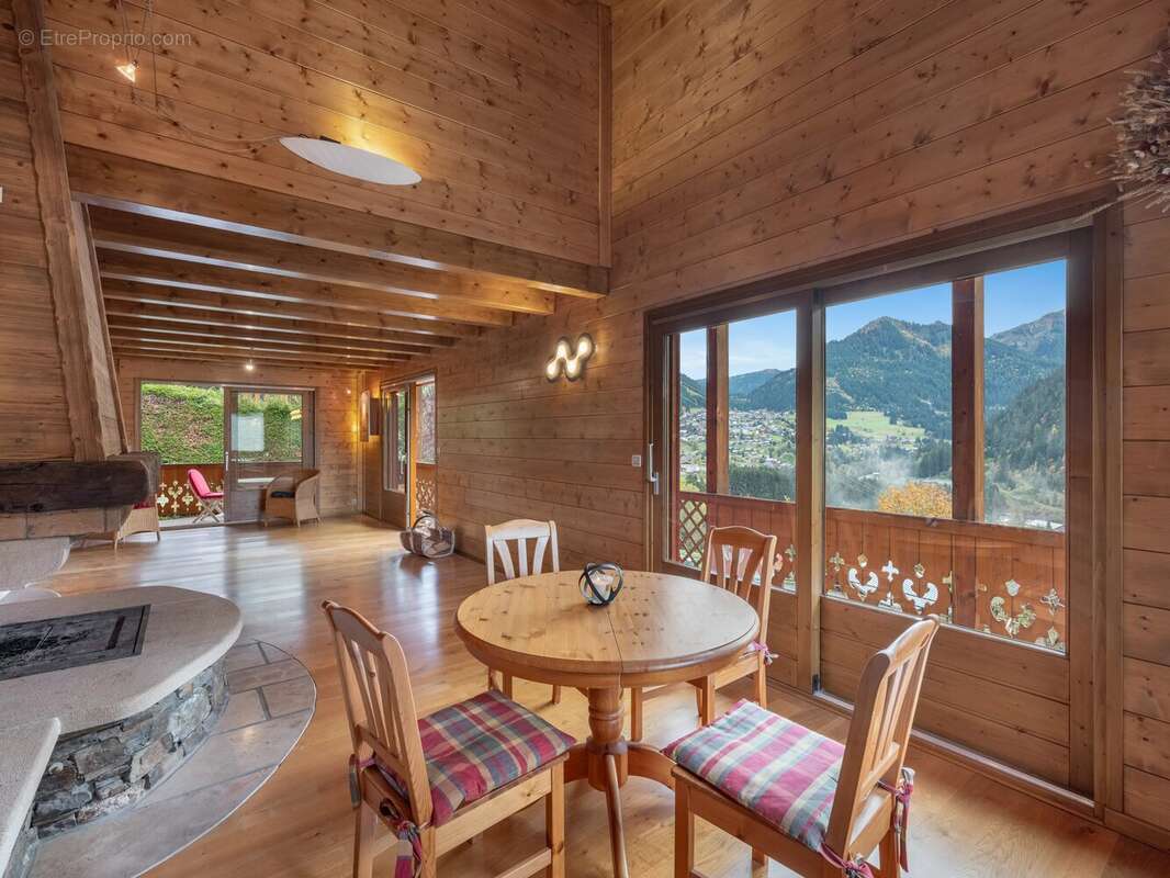 Maison à CHATEL