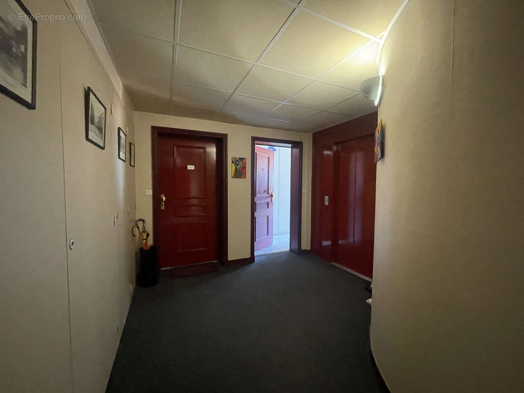 Appartement à LE COTEAU