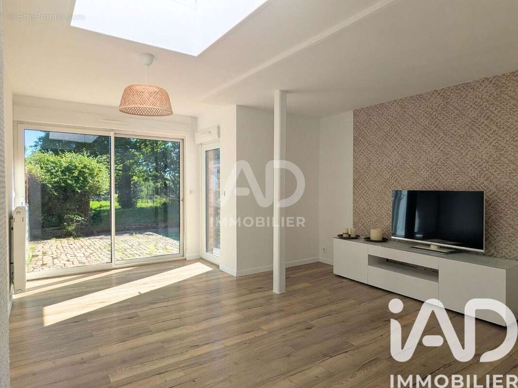 Photo 3 - Maison à ENNETIERES-EN-WEPPES