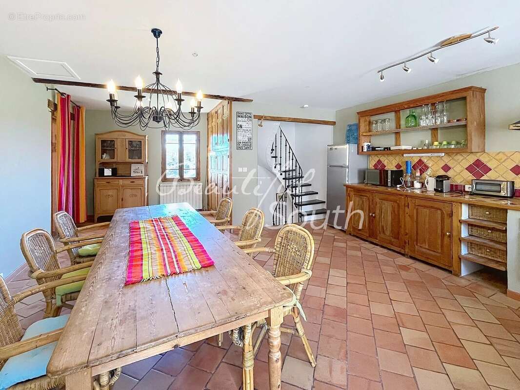 Maison à MONTALBA-LE-CHATEAU