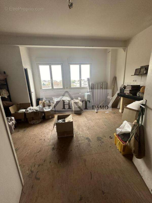 Commerce à IVRY-SUR-SEINE