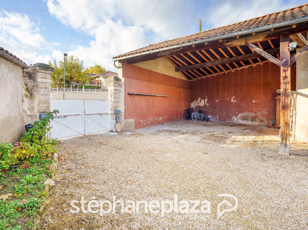 Maison à SAINT-SYMPHORIEN-D&#039;ANCELLES