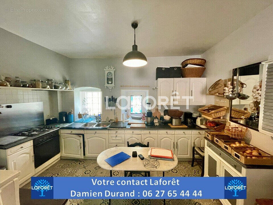 Maison à LE MONASTERE