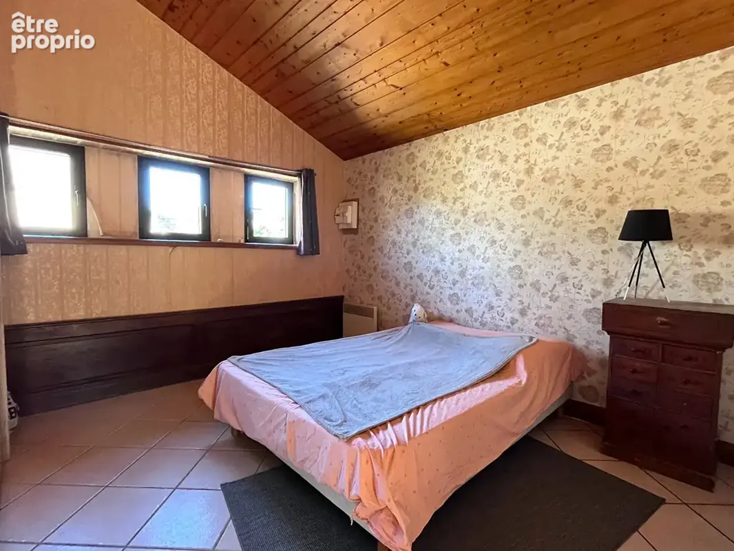 Maison La Feuillée 8 pièce(s) 192 m² - photo 12