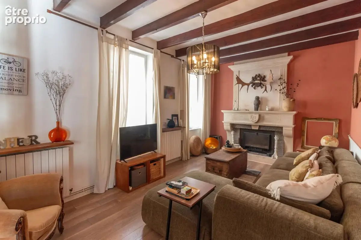 Maison Idéale pour la Famille avec Maison d'Amis, Jardins et Piscine Chauffée - photo 4