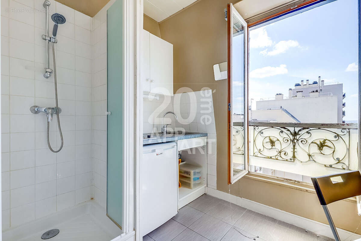 Appartement à PARIS-20E