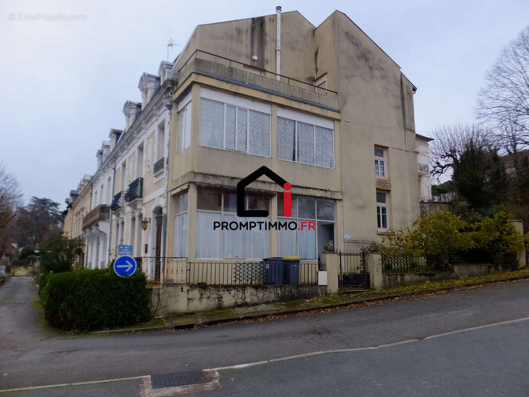 Appartement 331 m² à Neris-Les-Bains  - photo 3