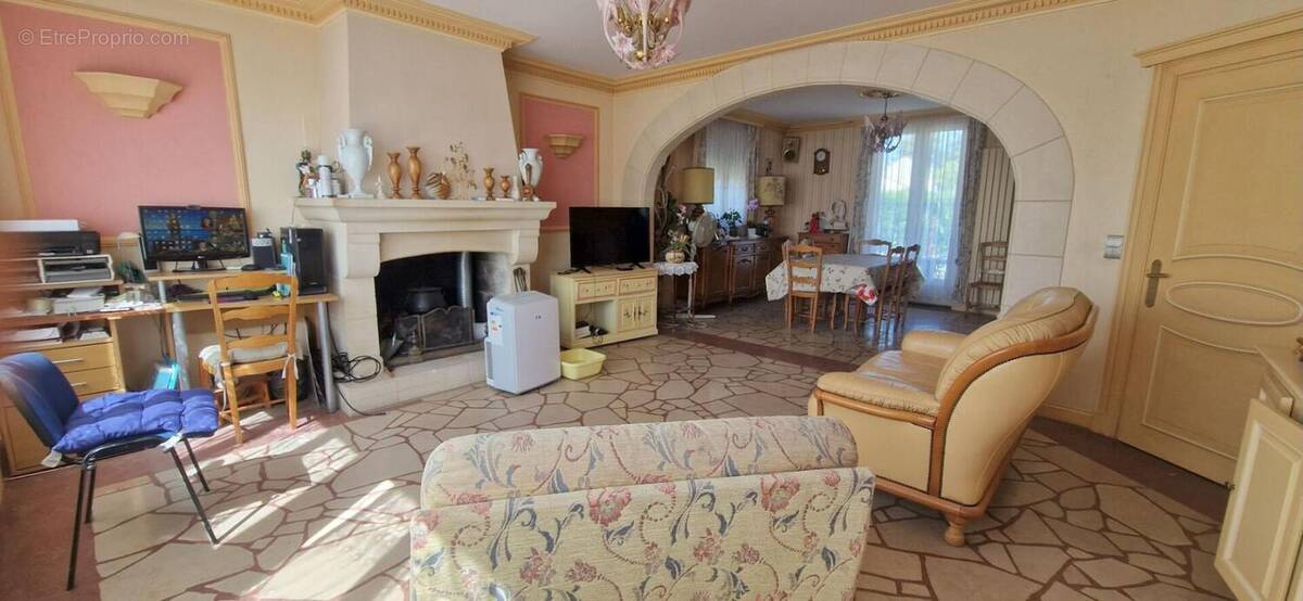 Maison à VALENCAY