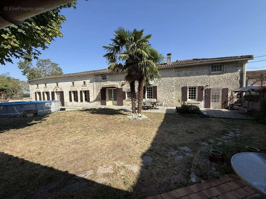 Maison en pierre avec 2 chambres et salle de douche au rez de chaussée - photo 17