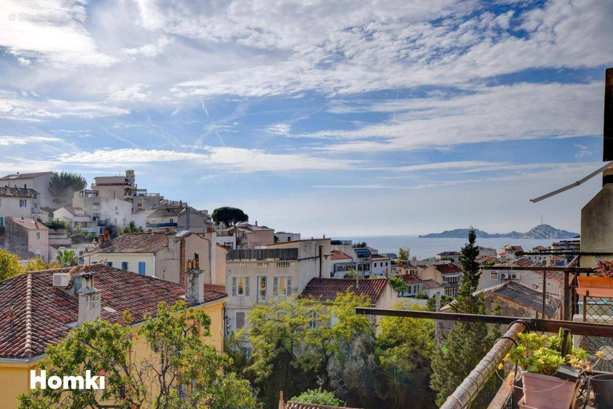 Appartement à MARSEILLE-7E