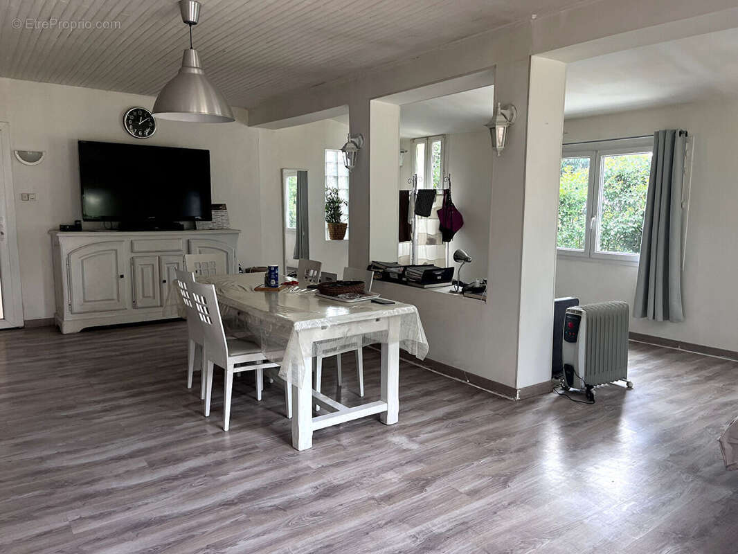 Maison à BOUC-BEL-AIR