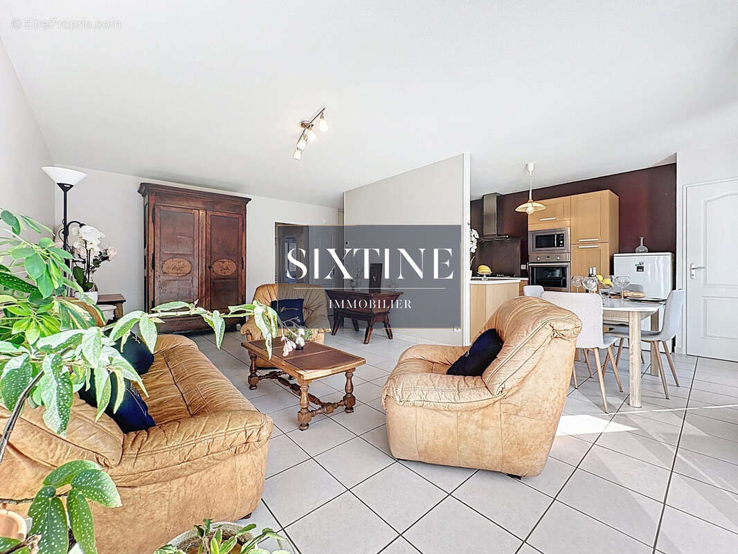 Appartement à BOURGOIN-JALLIEU