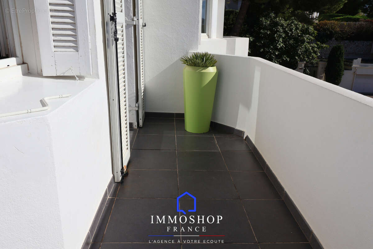 Appartement à MARSEILLE-7E