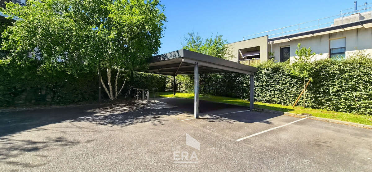 MERIGNAC - Appartement T3 de  57m² en très bon état - Terrasse 6,5m² - Parking couvert - Ascenseur - photo 9