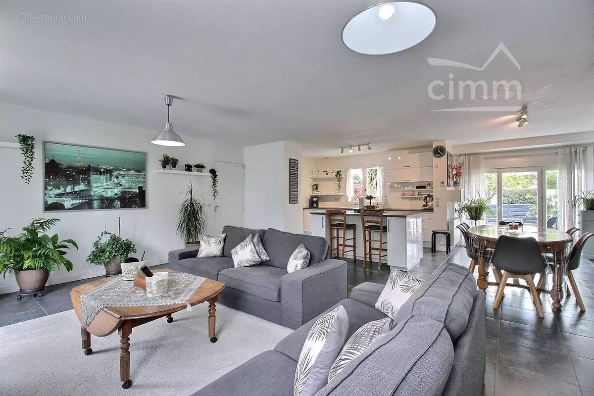 Maison à JOUE-LES-TOURS