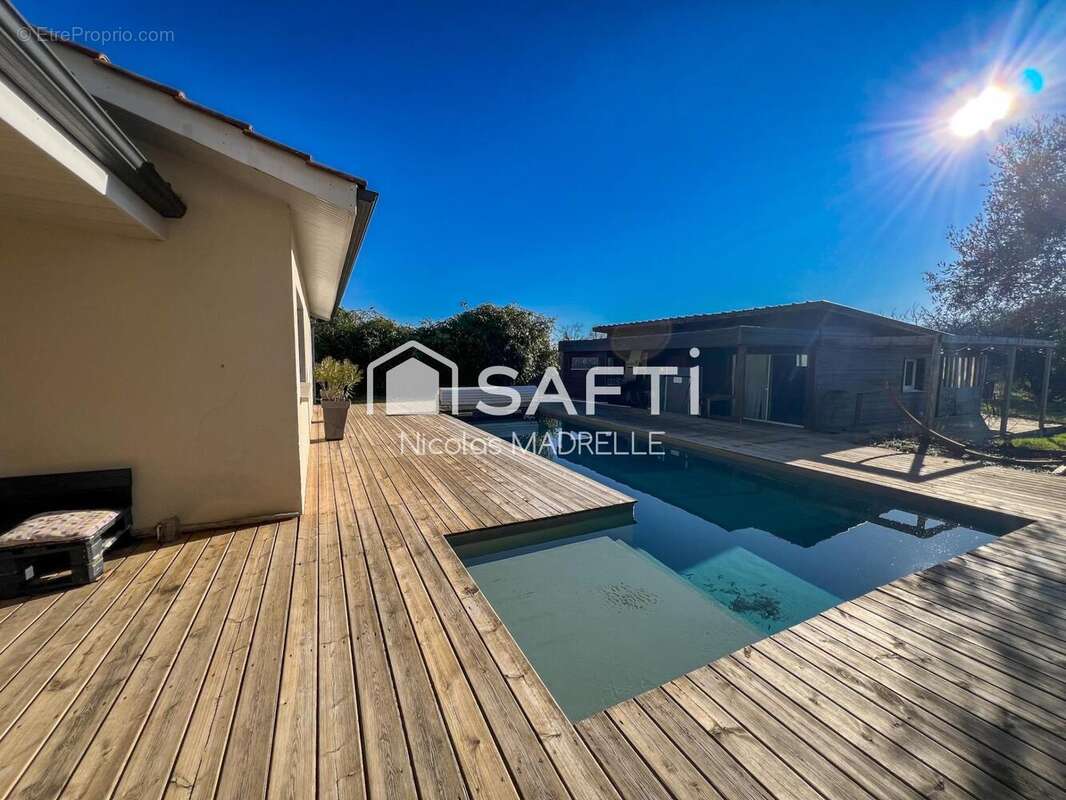 Photo 2 - Maison à FARGUES-SAINT-HILAIRE