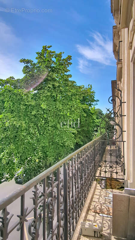 Appartement à PARIS-20E