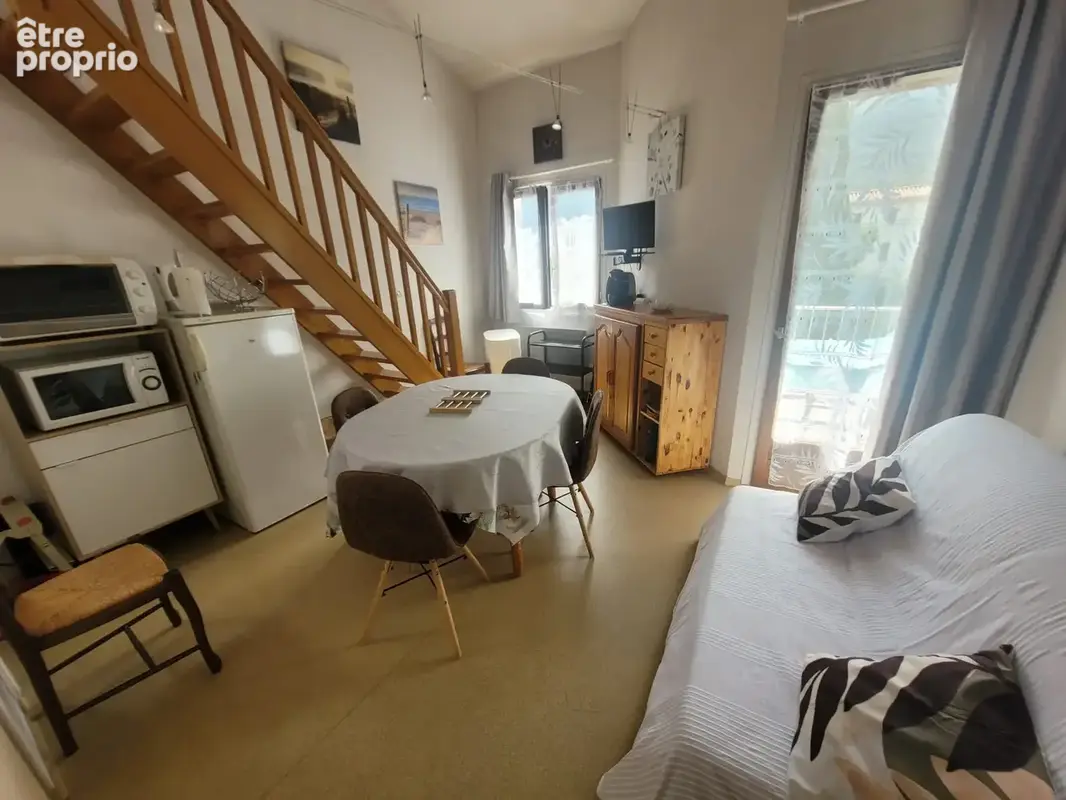 À découvrir sans tarder   Studio avec mezzanine et stationnement privé - photo 12
