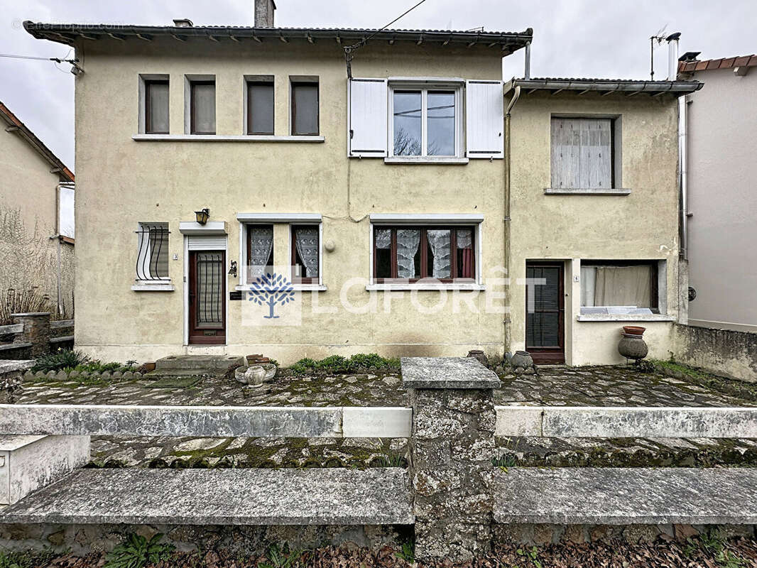Maison à CHATILLON-SUR-THOUET