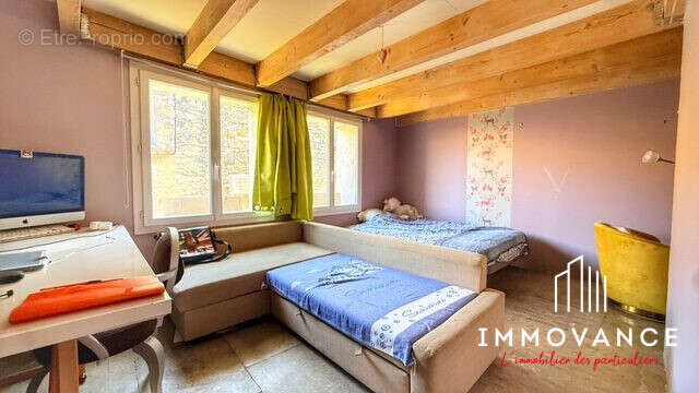 Maison 100 m² à Vendargues  - photo 9