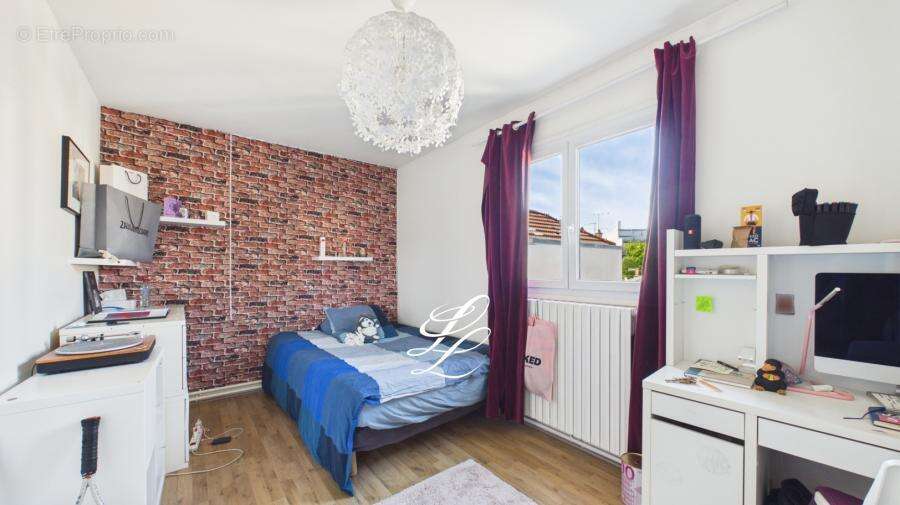 Maison à NEUILLY-PLAISANCE