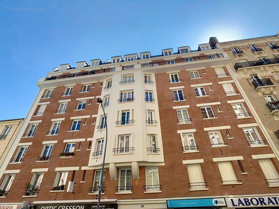 Appartement à ISSY-LES-MOULINEAUX