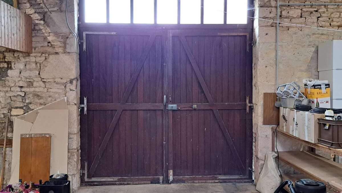 Maison à LA FAYE