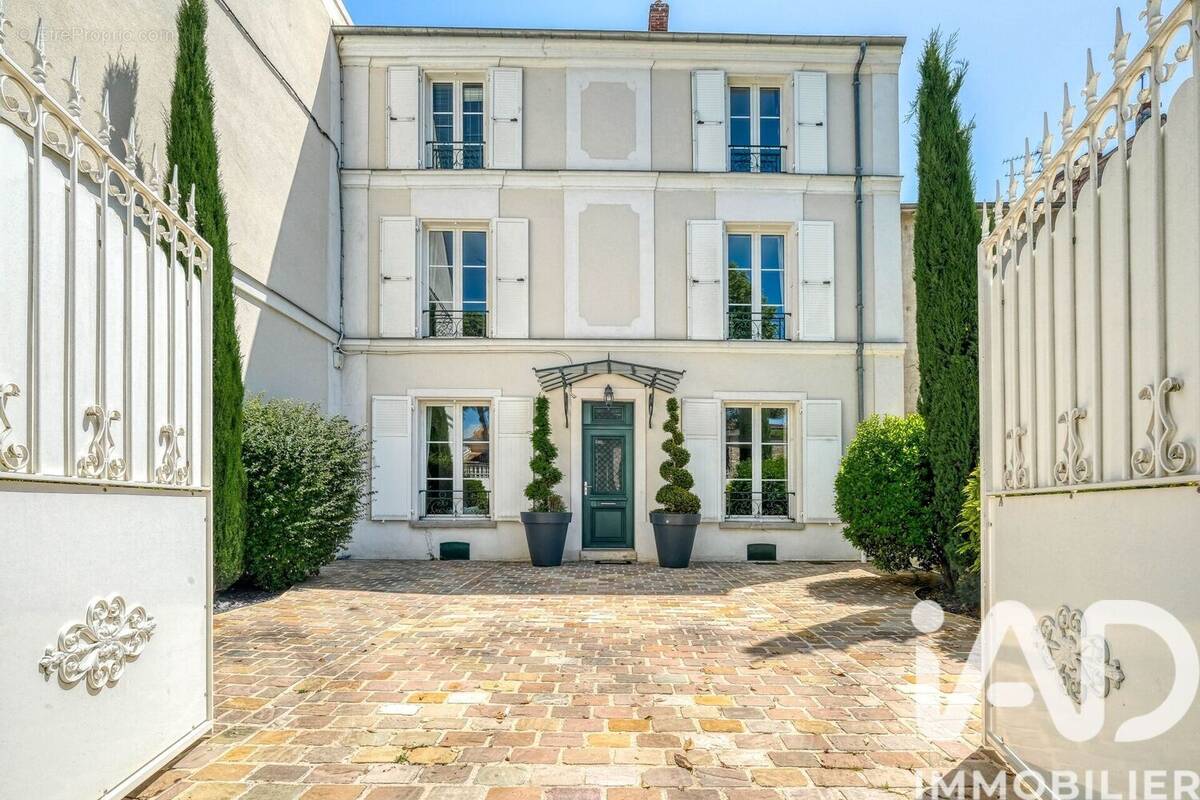 Photo 1 - Maison à LA FERTE-SOUS-JOUARRE