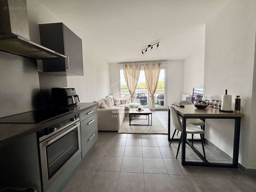 Appartement à PONTAULT-COMBAULT