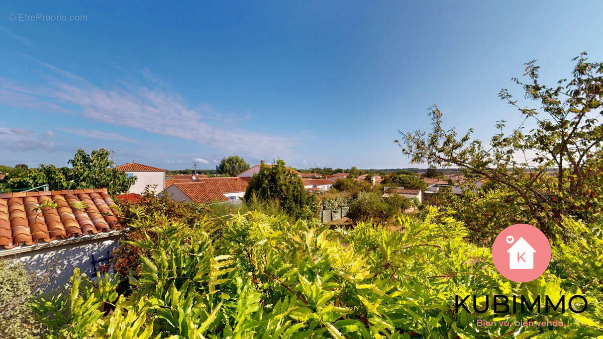 Maison 191 m² à Longeville-Sur-Mer  - photo 5