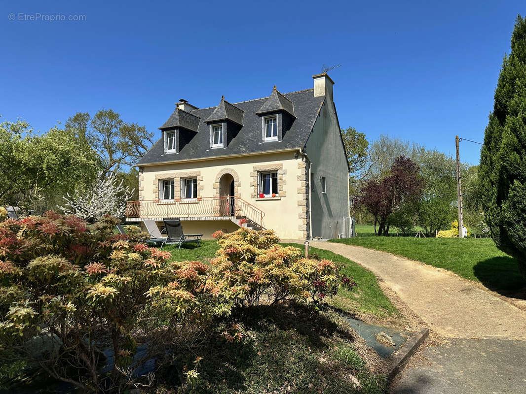 Maison à SAINT-POTAN