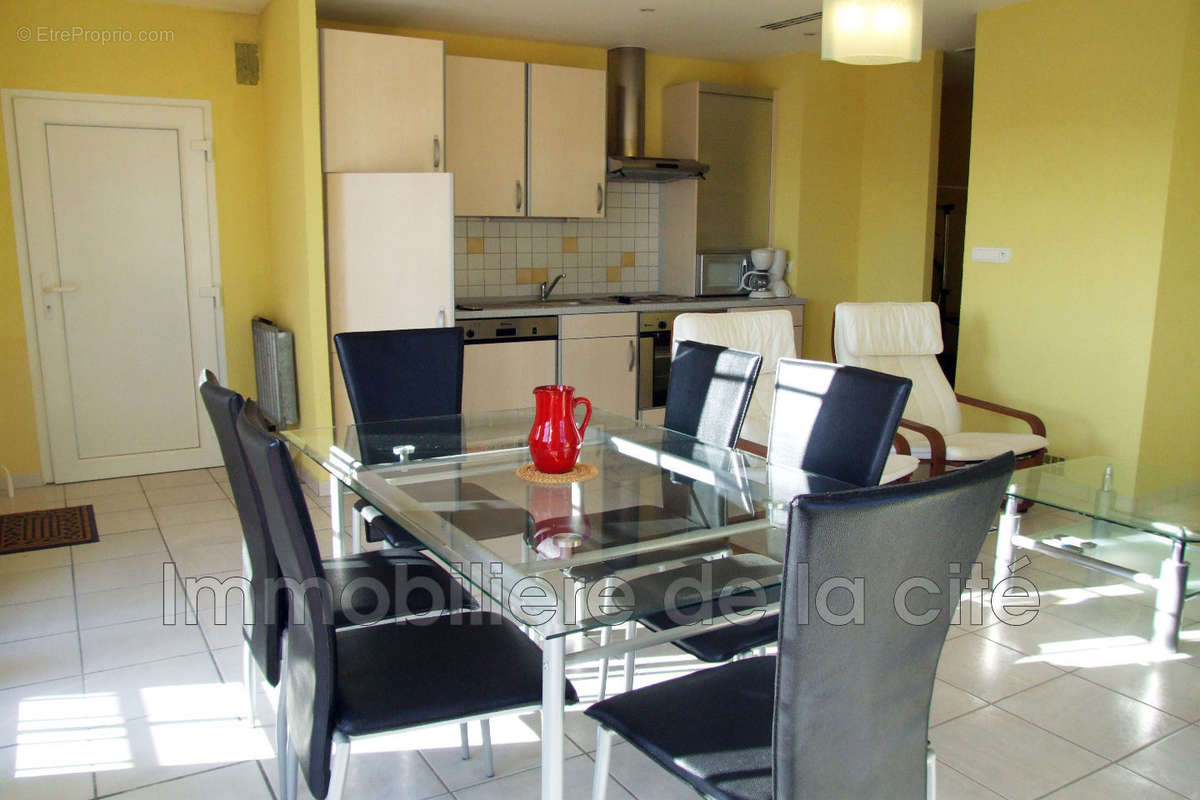 Appartement à GRIMAUD